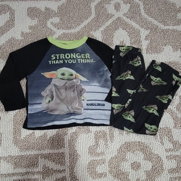 baby Yoda pj set - Picture 1 of 2